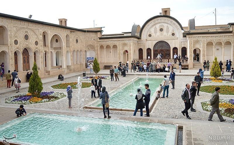 پنجره خانه بروجردی ها پنجره خانه بروجردی ها