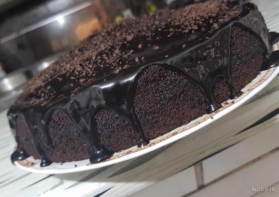 کیک شکلاتی خیس با خامه