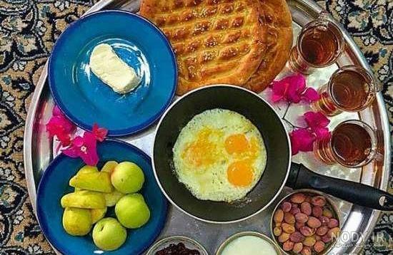 عکس صبحانه دو نفره