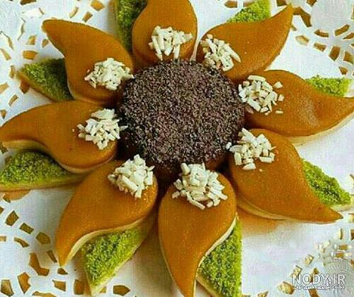 فیلم طرز تهیه حلوا زعفرانی با آرد سفید