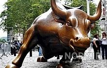 مجسمه خرس وال استریت مجسمه خرس وال استریت