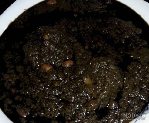 دارچین در قورمه سبزی دارچین در قورمه سبزی