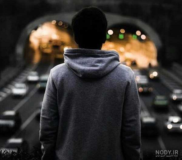 عکس مرد عاشق تنها