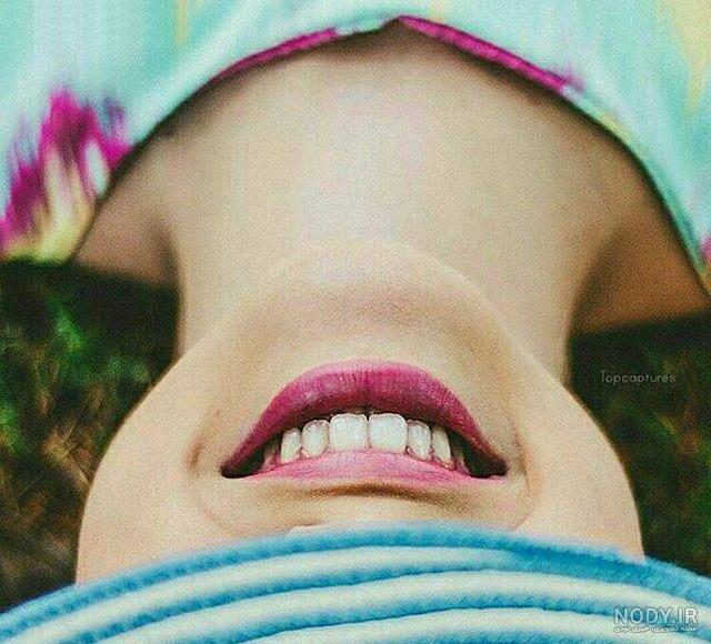 عکس لبخند غمگین
