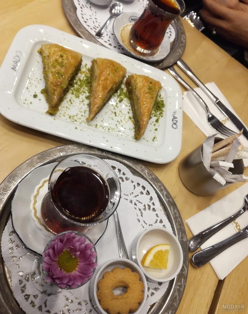تیکه به کسانی که زیاد استوری میزارن تیکه به کسانی که زیاد استوری میزارن