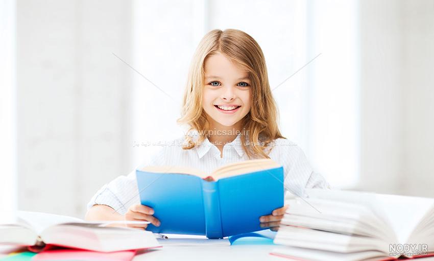 عکس دختر درحال درس خوندن فانتزی عکس دختر درحال درس خوندن فانتزی