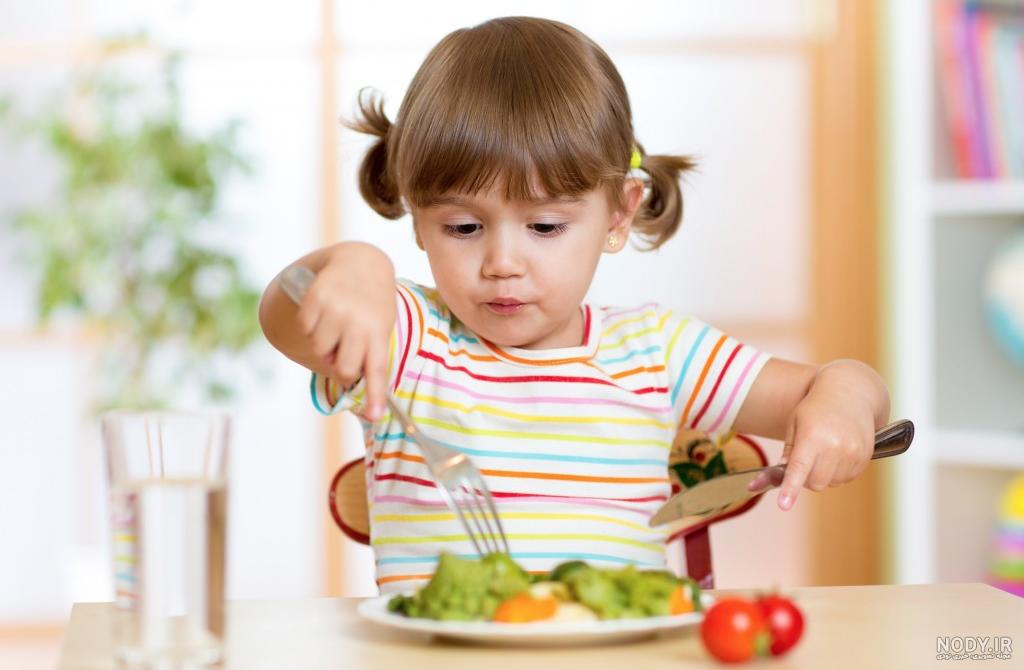 عکس اولین غذا نوزاد