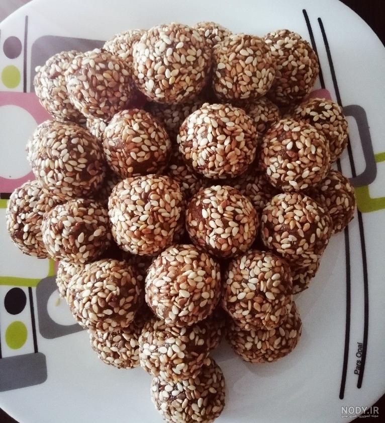 حلوا خرمایی توپی حلوا خرمایی توپی