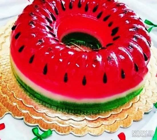 ژله داخل هندوانه برای شب یلدا ژله داخل هندوانه برای شب یلدا