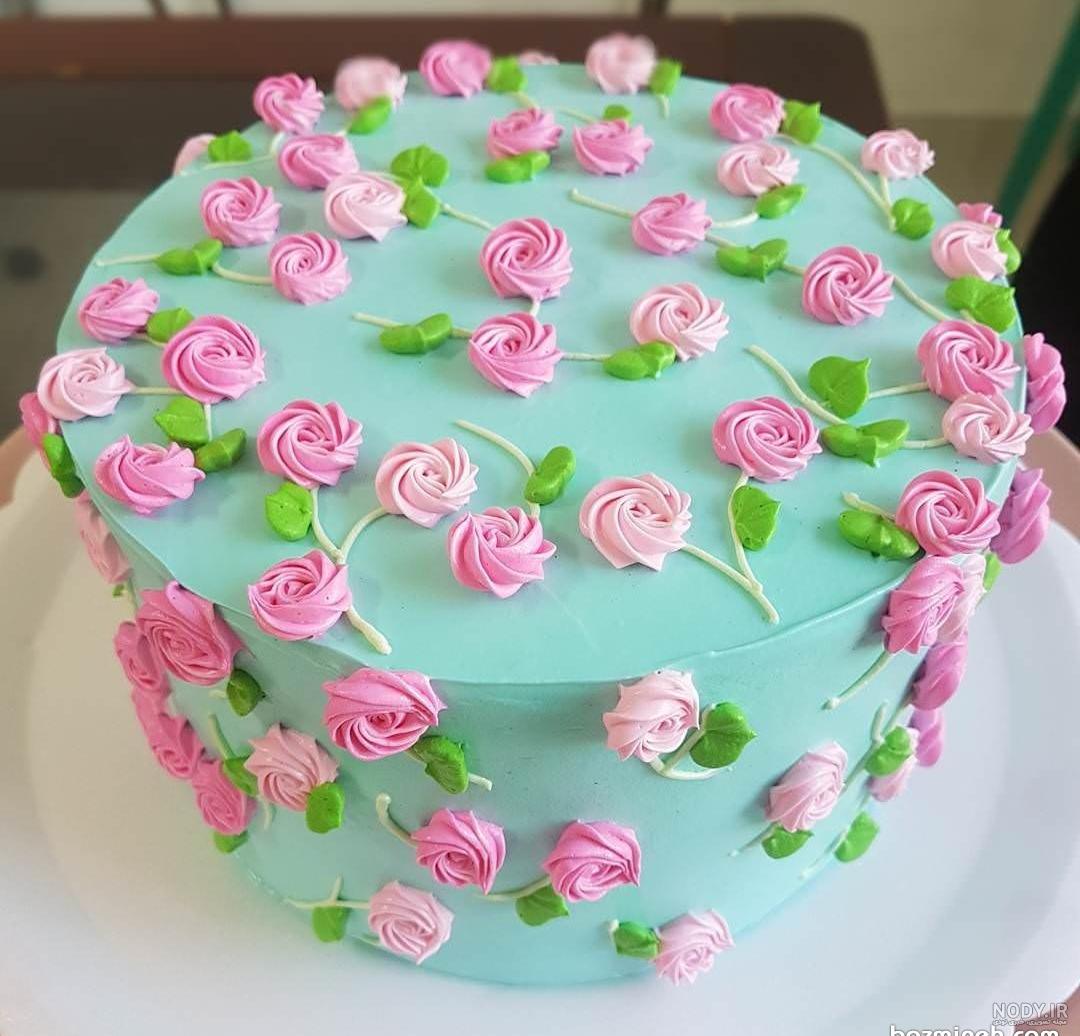 کیک تولد ساده و زیبا