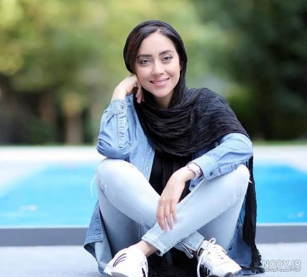 ژست عکاسی ایستاده