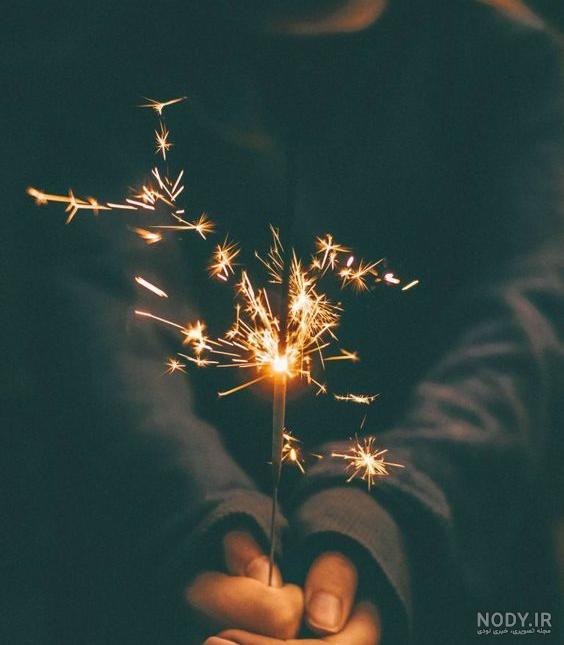 ژست عکس تولد با بادکنک عددی ژست عکس تولد با بادکنک عددی