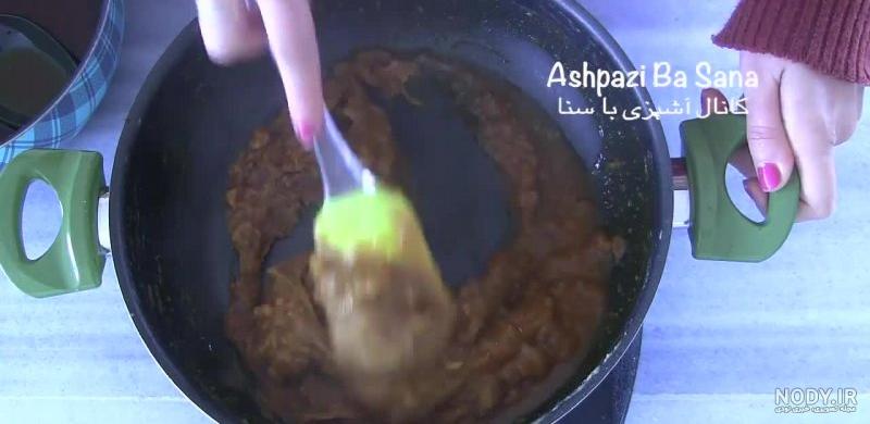 طرز تهیه حلوا زعفرانی برای 4 نفر طرز تهیه حلوا زعفرانی برای 4 نفر