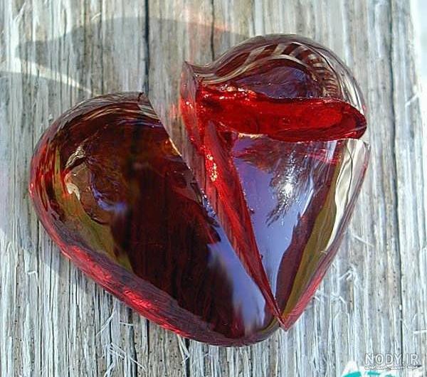عکس قلب شکسته خونی