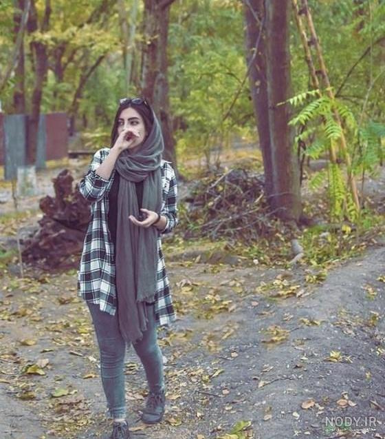 ژست عکاسی در طبیعت دونفره