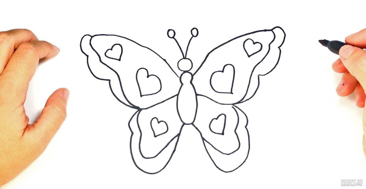 نقاشی پروانه رنگی