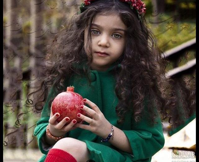ژست عکس دونفره عاشقانه در خانه