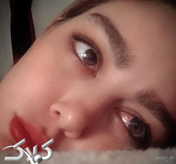 عکس چشم گریان دختر طبیعی برای پروفایل
