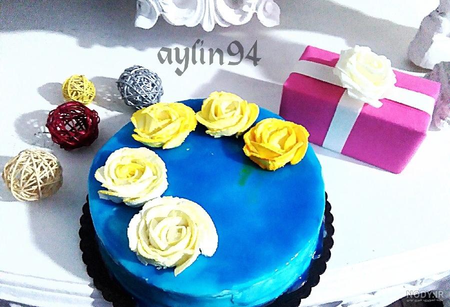 عکس کیک تولد آبی کاربنی