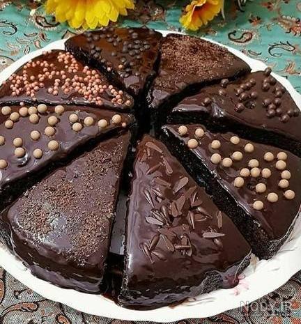 عکس کیک خانگی زیبا