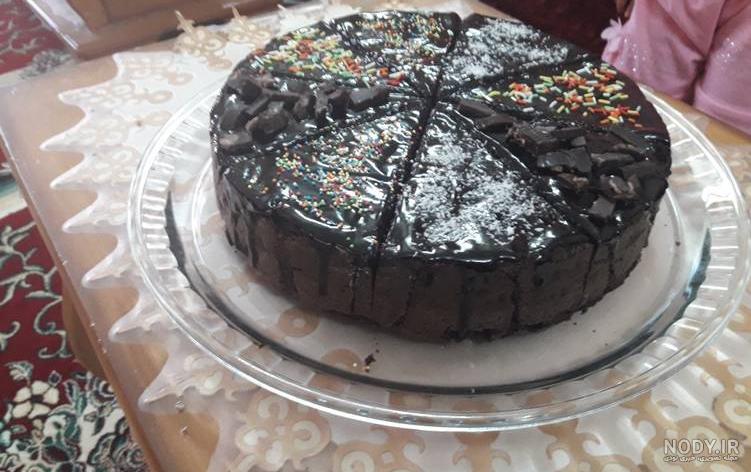 عکس کیک شکلاتی ساده