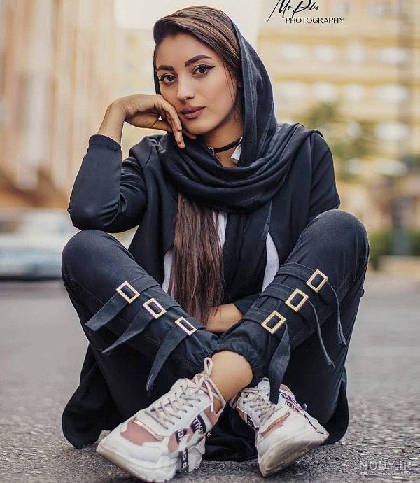 ژست عکس دخترانه شاخ