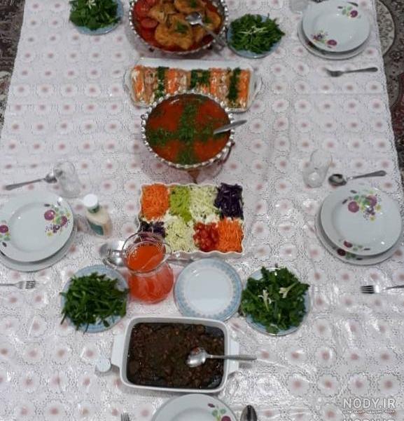 تزیین مرغ سوخاری تکه ای تزیین مرغ سوخاری تکه ای