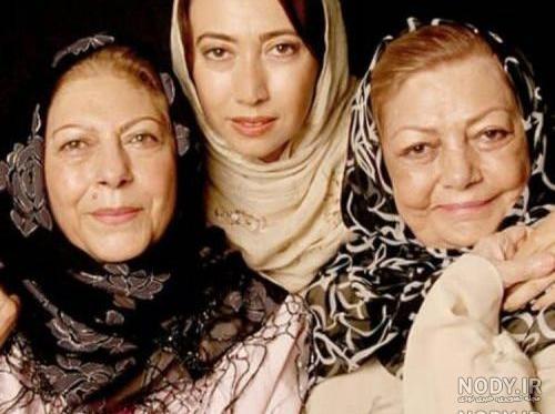 سنگ قبر حمیده خیرآبادی