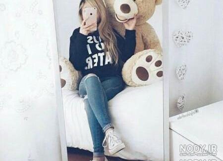 ژست عکاسی دخترانه در اتلیه