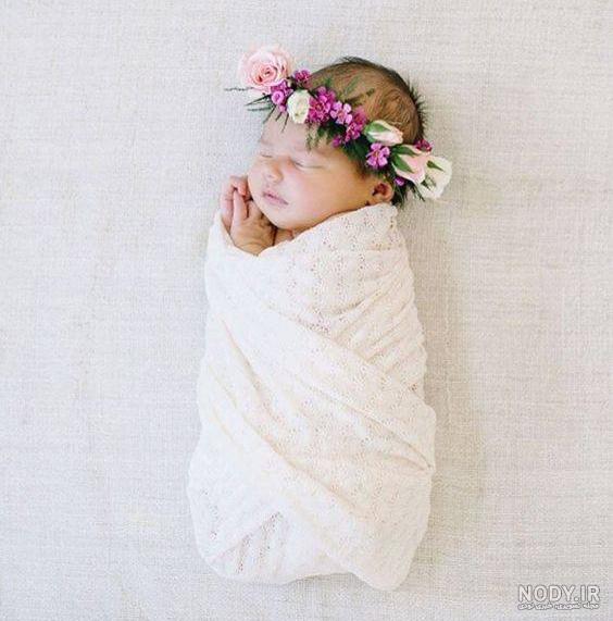عکس نوزاد دختر در بیمارستان