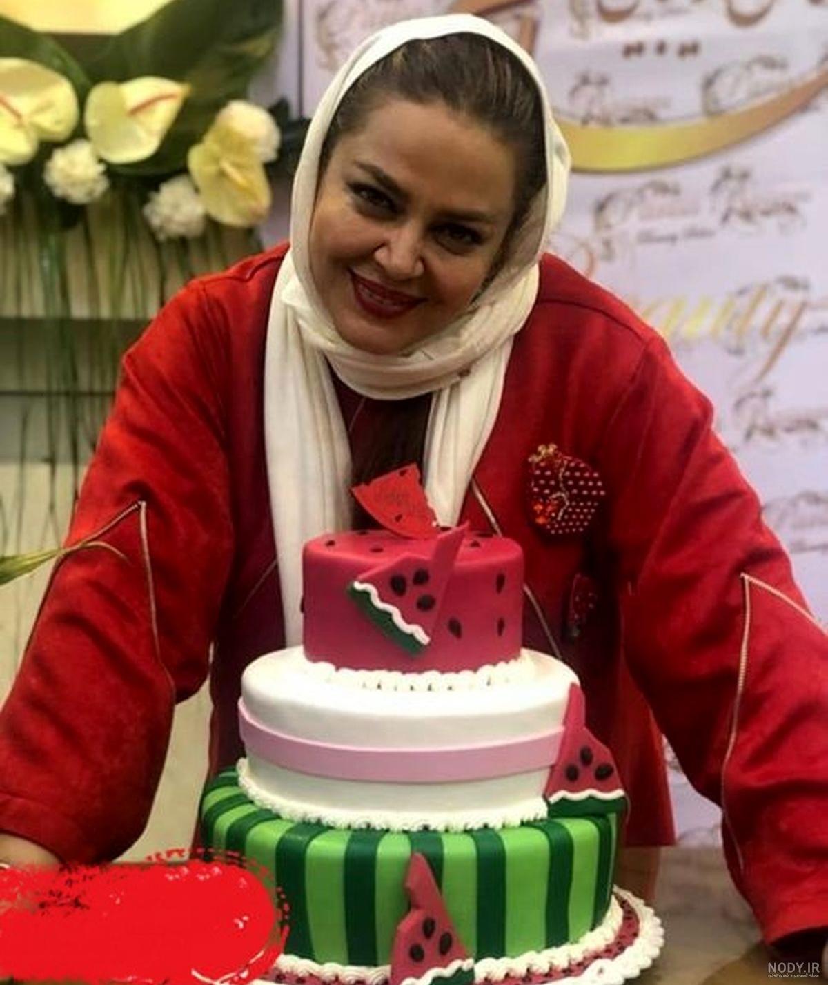 کیک تولد دخترانه بزرگسال جدید بدون فوندانت کیک تولد دخترانه بزرگسال جدید بدون فوندانت