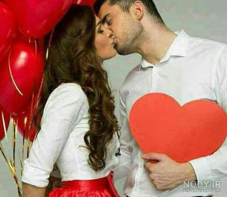 عکس پروفایل عاشقانه لب دادن