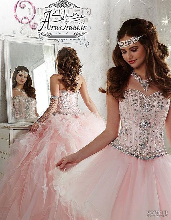 ژست عکس عقد در آتلیه
