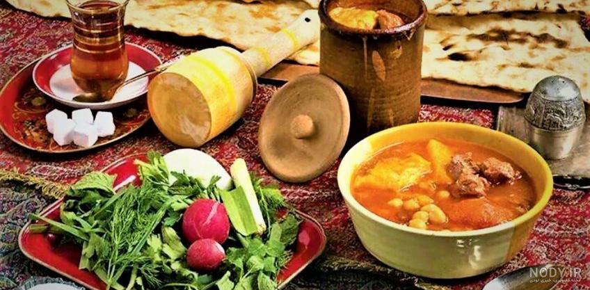 آبگوشت مرغ با نخود آبگوشت مرغ با نخود