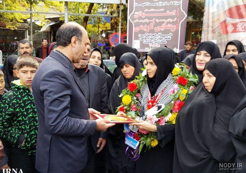 زن خداداد عزیزی و همسرش و فرزندانش زن خداداد عزیزی و همسرش و فرزندانش