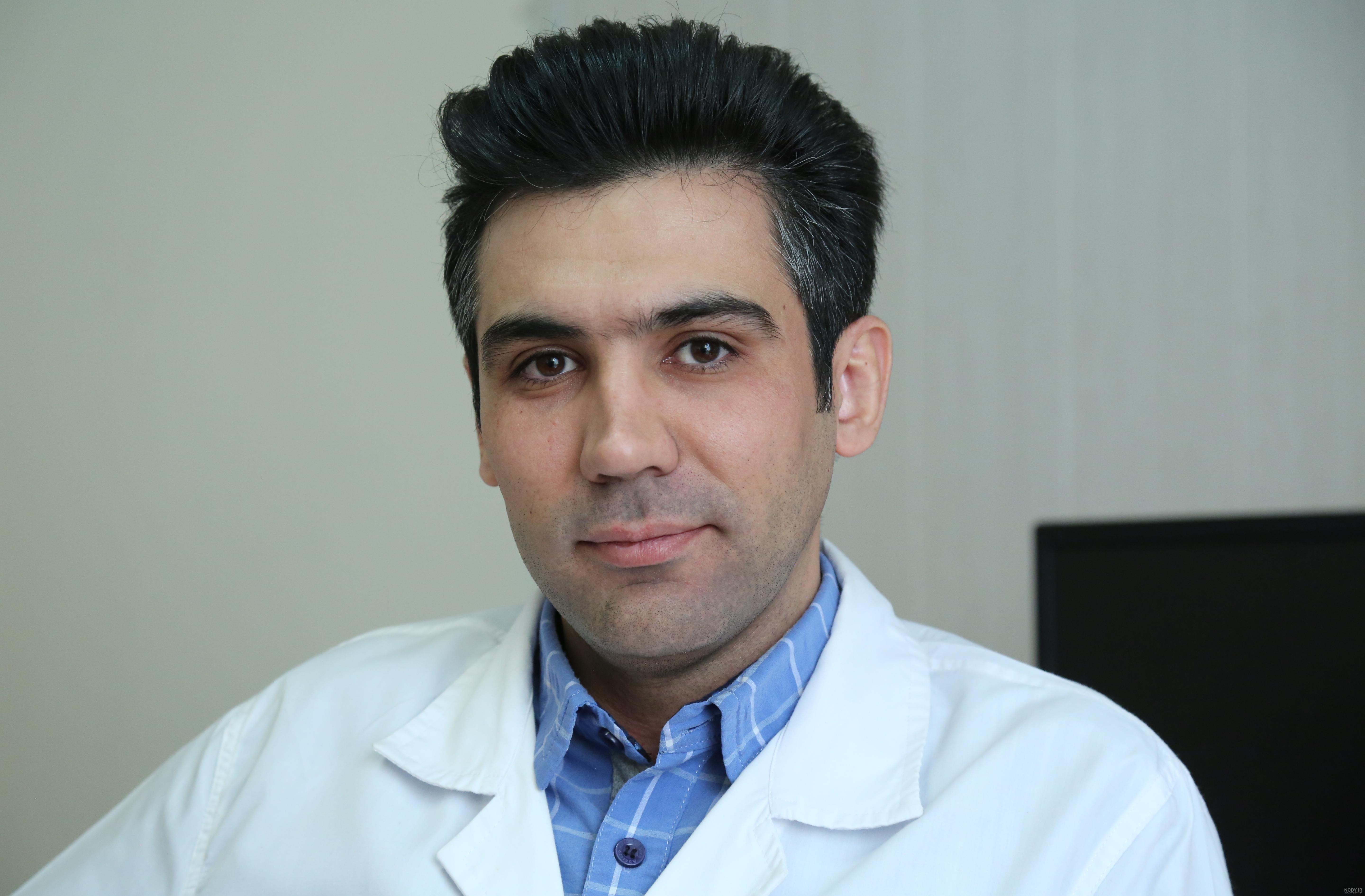 عکس دکتر حجت لایق