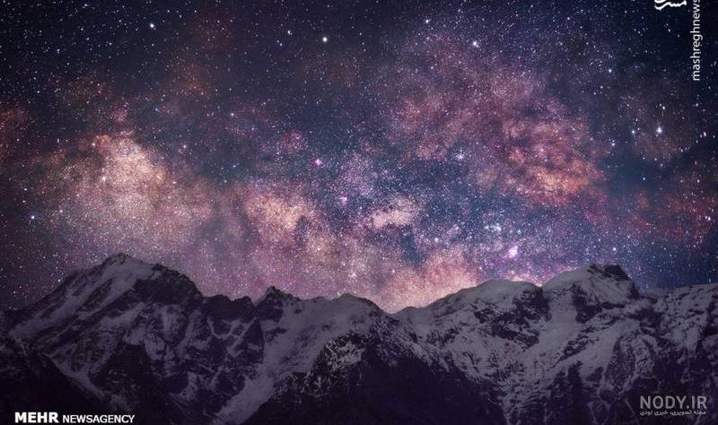 عکس کوه برفی در شب