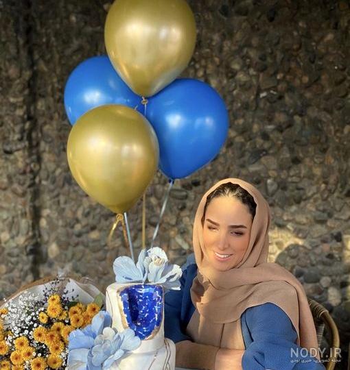 ژست عکس تولد با شمع