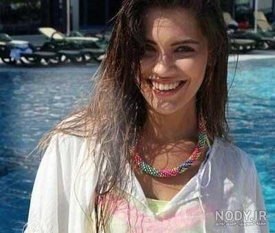 اویکو کارایل و همسرش و فرزندش اویکو کارایل و همسرش و فرزندش