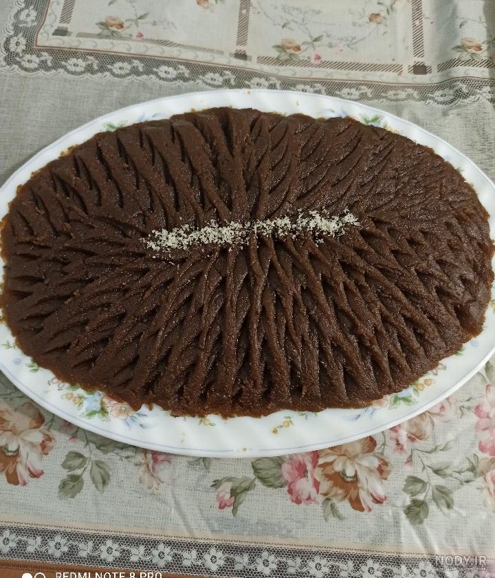 طرز تهیه حلوا زعفرانی با آرد گندم