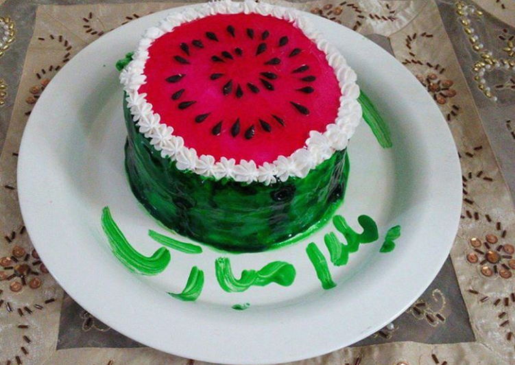 عکس تزیین کیک یلدا