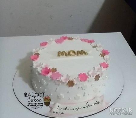 کیک مادرانه کیک مادرانه