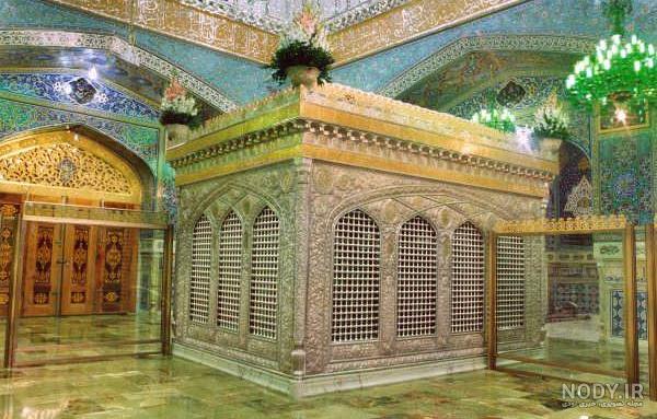 عکس حرم امام رضا با کبوتر