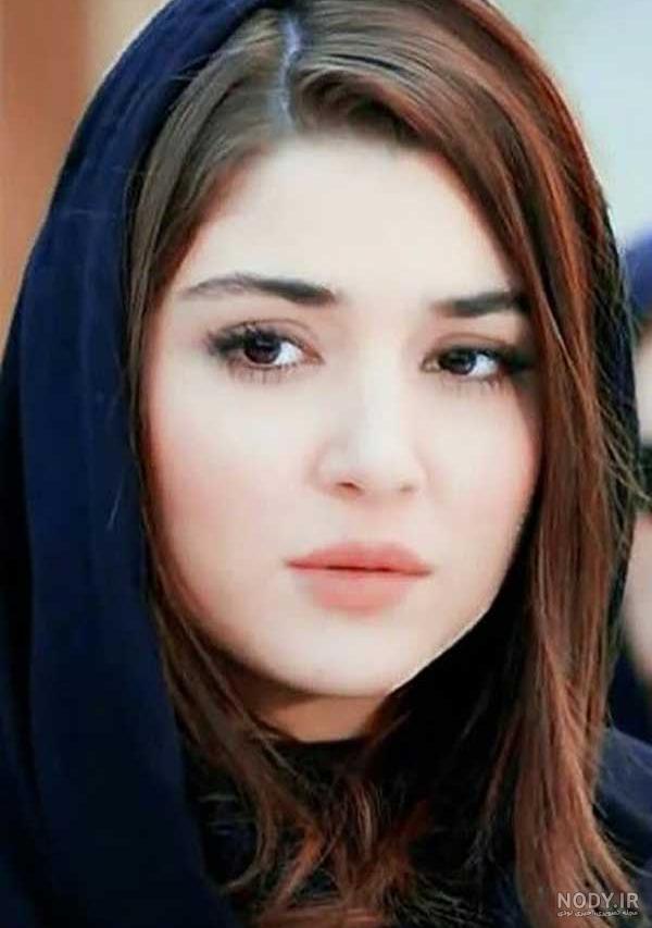 عکس هانده ارچل با لباس مجلسی عکس هانده ارچل با لباس مجلسی