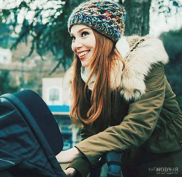 قد و وزن دافنه در عشق اجاره ای