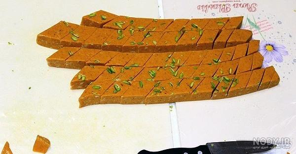 اموزش برش دادن حلوا به شکل لوزی