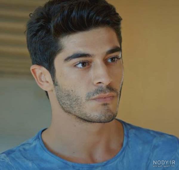 بازیگر مرد عشق حرف حالیش نمیشه بازیگر مرد عشق حرف حالیش نمیشه