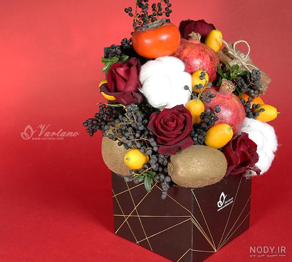 دسته گل روی قبر