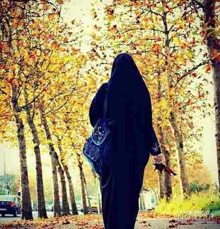 عکس دختر چادری در حرم امام رضا