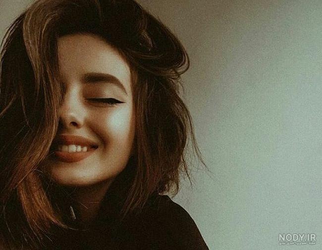 عکس زیبا از لبخند دختر عکس زیبا از لبخند دختر